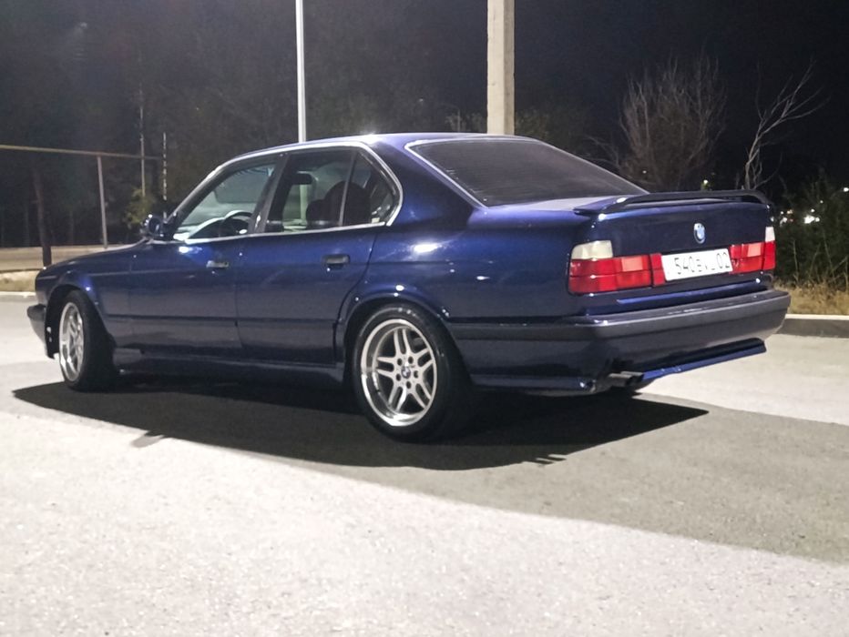 Продам  BMW  E34