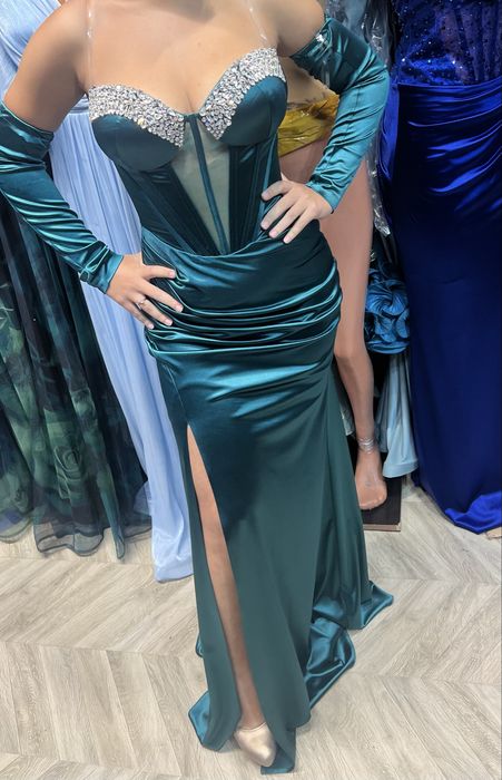 Rochie eleganta de eveniment