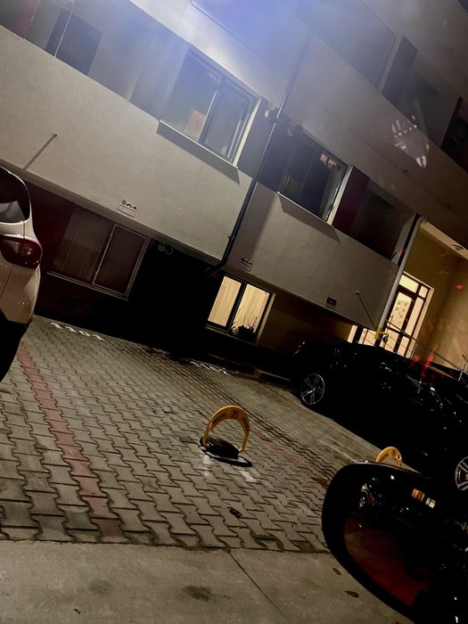 Inchiriez sau vand loc de parcare Avangarde City