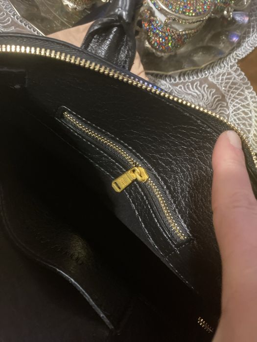 Geanta noua, Miu Miu