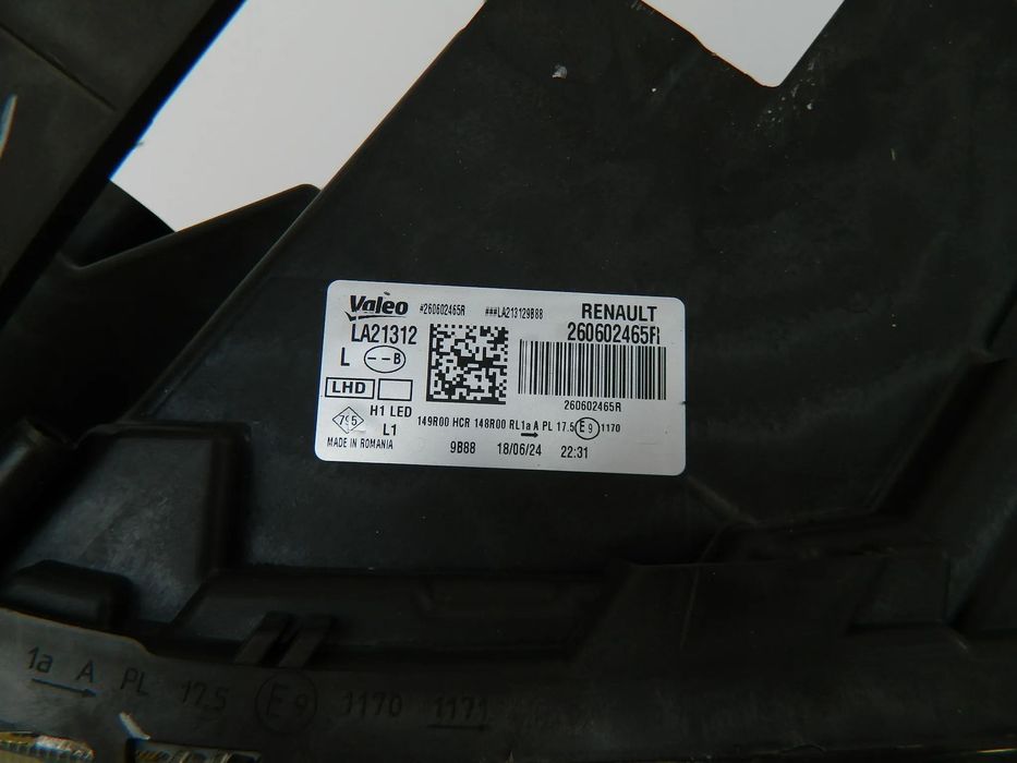 Far stanga Dacia Duster 2 facelift an 2023 2024 cod 260602465R