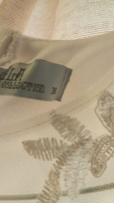 Vând rochie culoarea alba perfectă ptr cununia civilă,ptr banchet