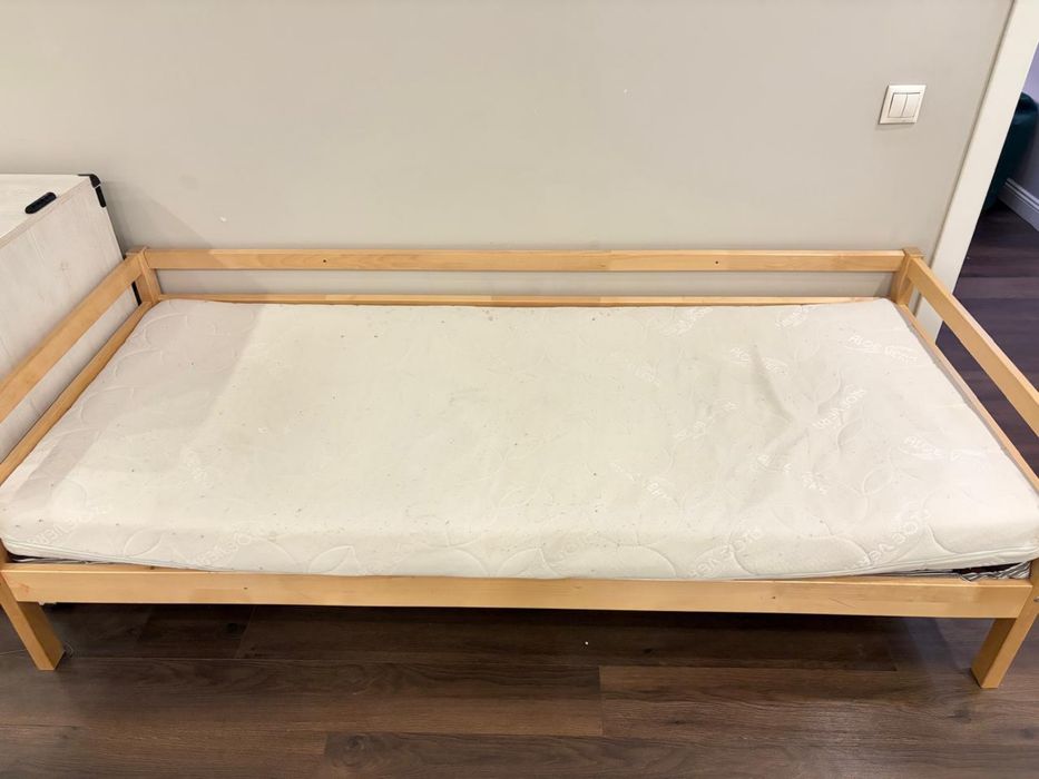 Продам матрасы 3 штуки