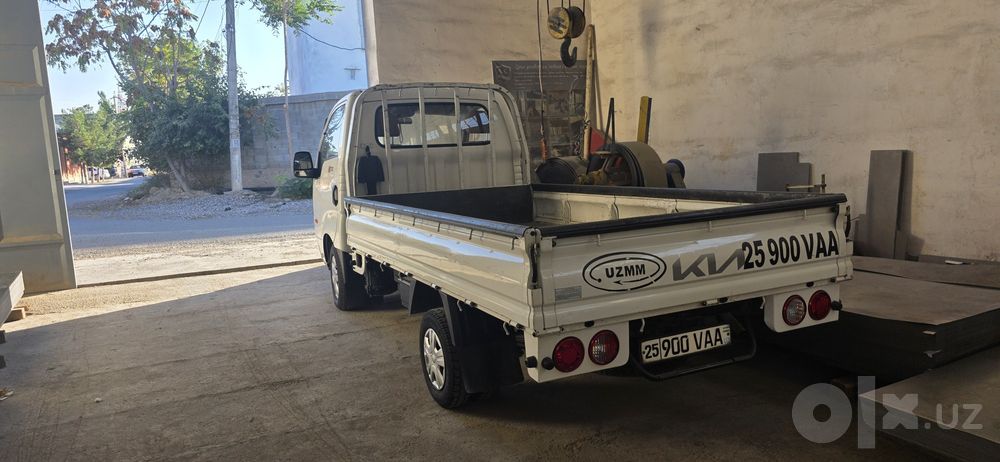 KIA BONGO сотилади