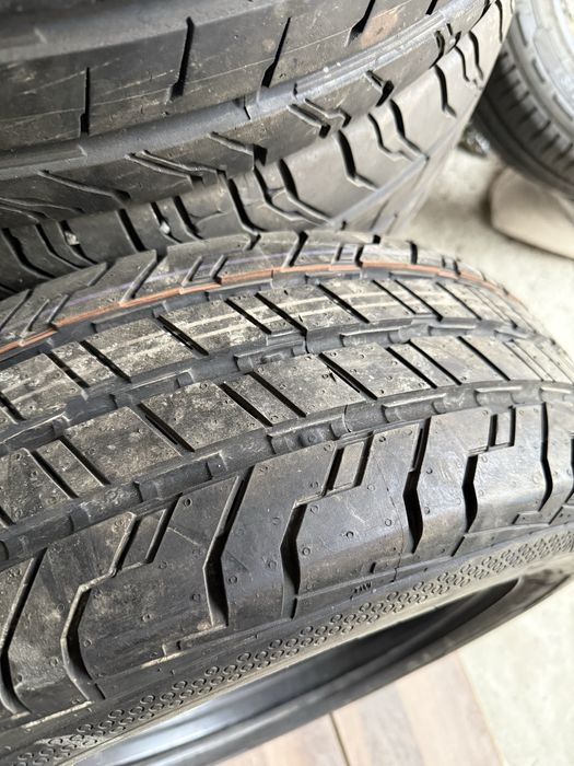 2бр Бусови гуми 205/65 R16c Continental ContiVanContact НОВИ!
