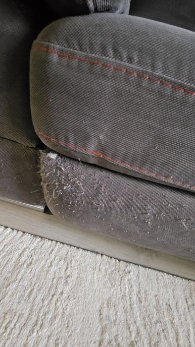 Диван с оттоманкой