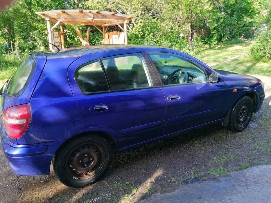 Nissan Almera Twister
