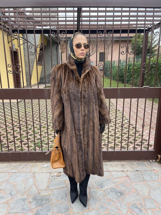 Haina lunga  din blana natural de vizon maro
