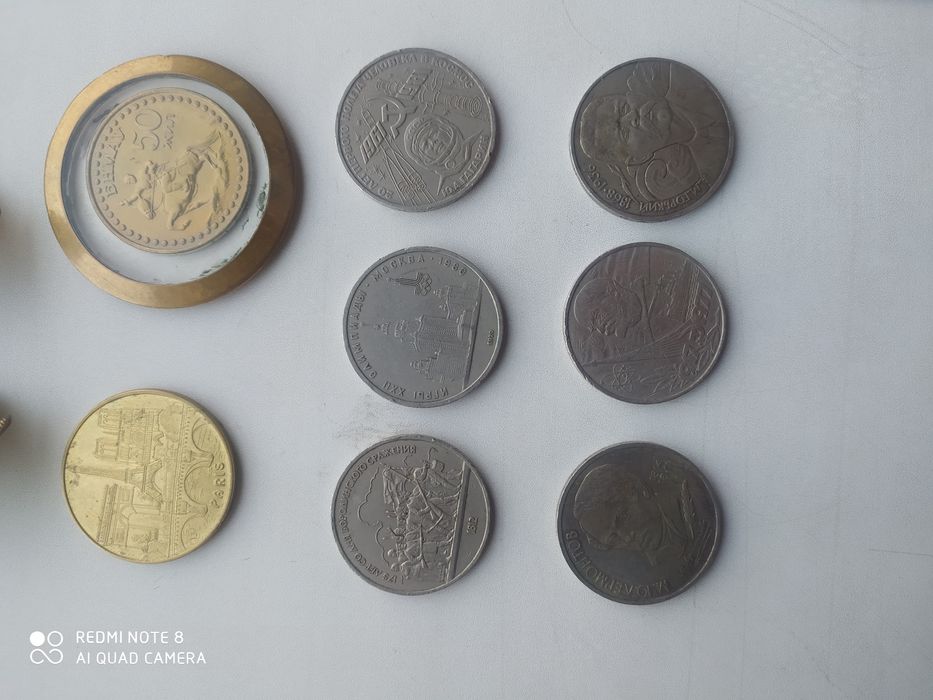 Продам монеты и медали