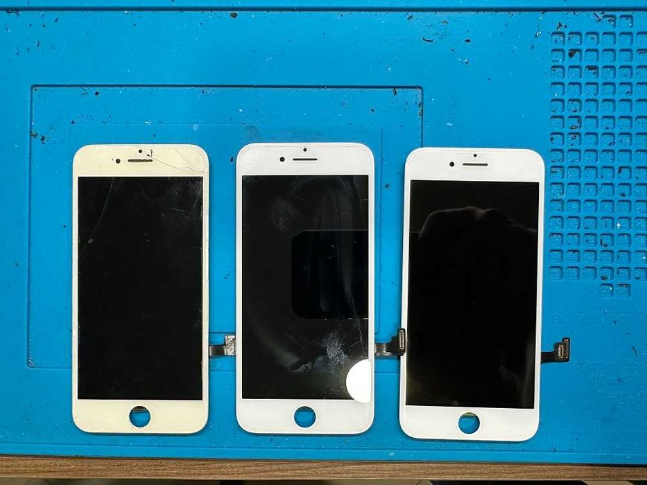 iPhone 8 на части