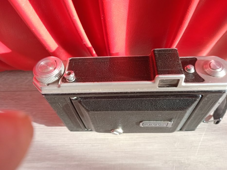 KODAK 620 - Aparat foto cu burduf