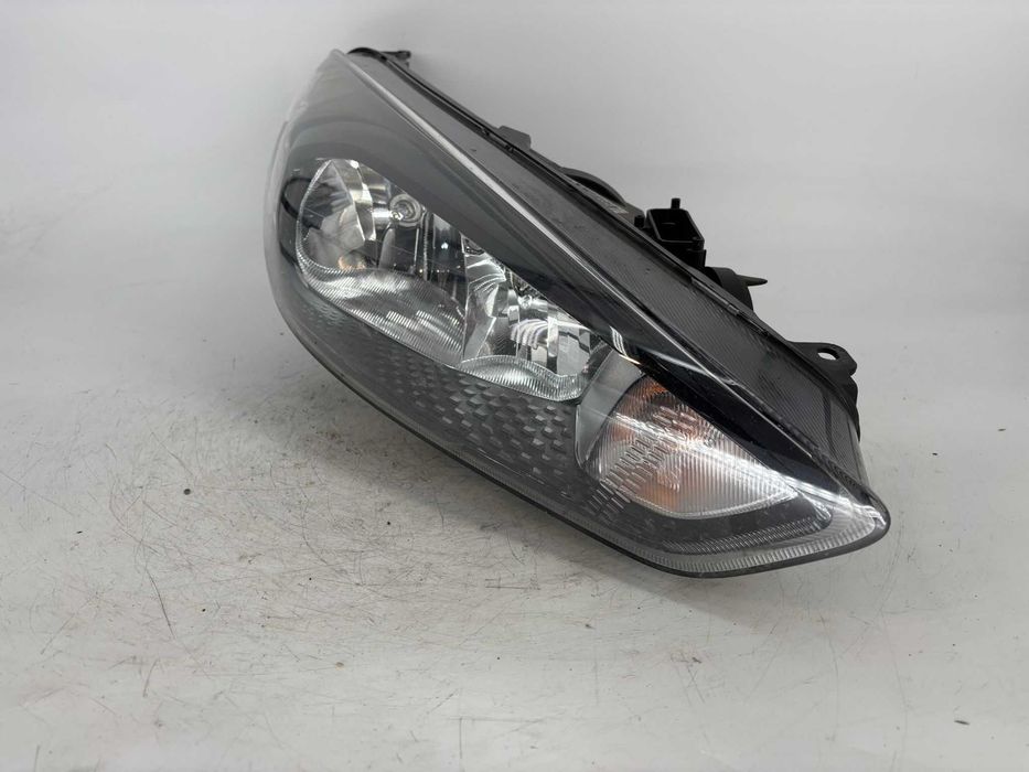 Far dreapta Ford Focus 3 an 2015 facelift