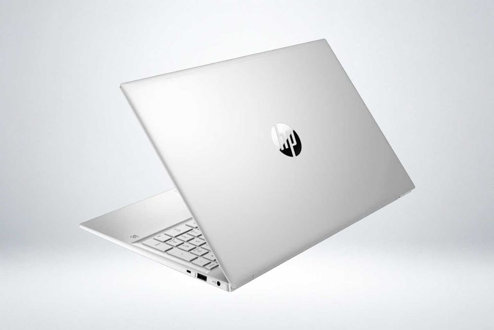 HP Pavilion 15 / Ryzen 5 / 16GB / 512GB SSD / FullHD IPS / Windows 11