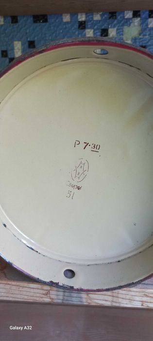 Bidoane vechi emailate pentru untura Csepel 3L si Splendid 5L