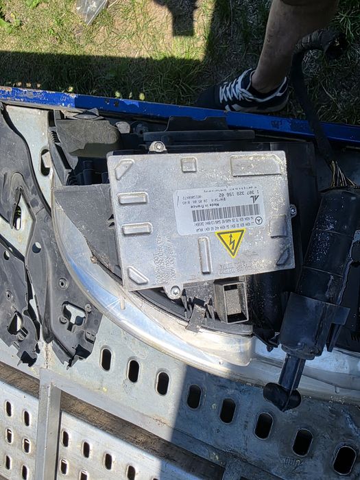 Баласта за фарове на Mercedes W204