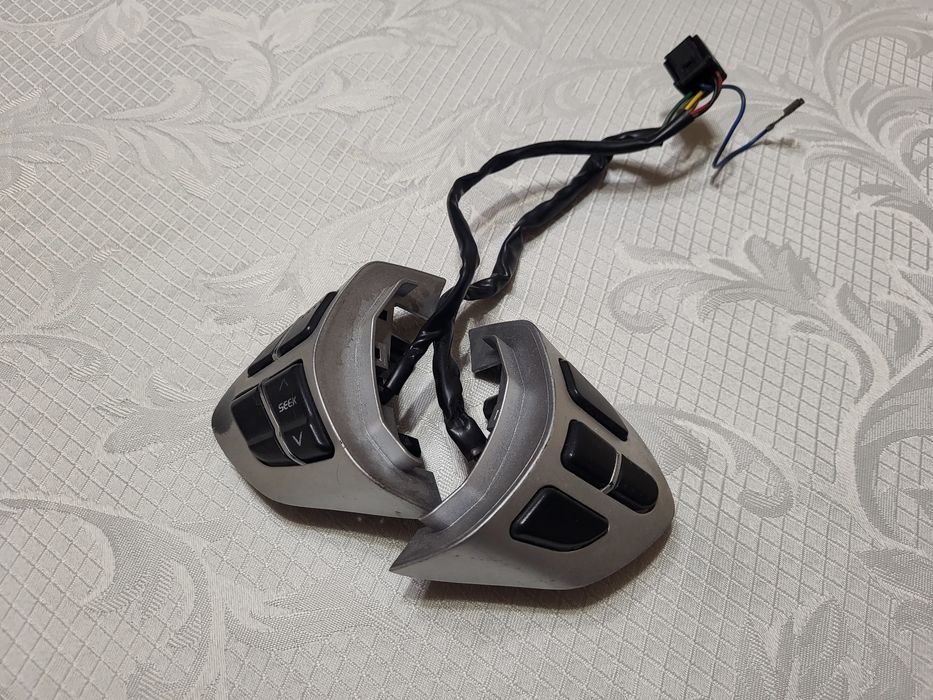 Бутони за волан на сузуки грант витара