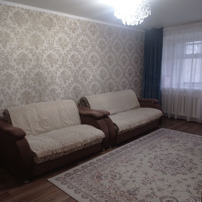 Продам3 х ком.60 м.кв.- Ломова-46