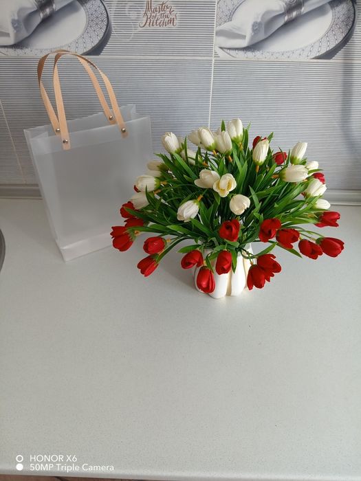 Suniy gullar, Uyingiz uchun dekor gullar sotiladi