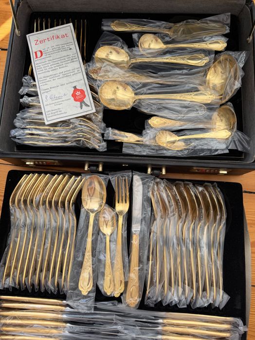 SBS Solingen „Vienna“ – луксозен комплект прибори, 72 части,