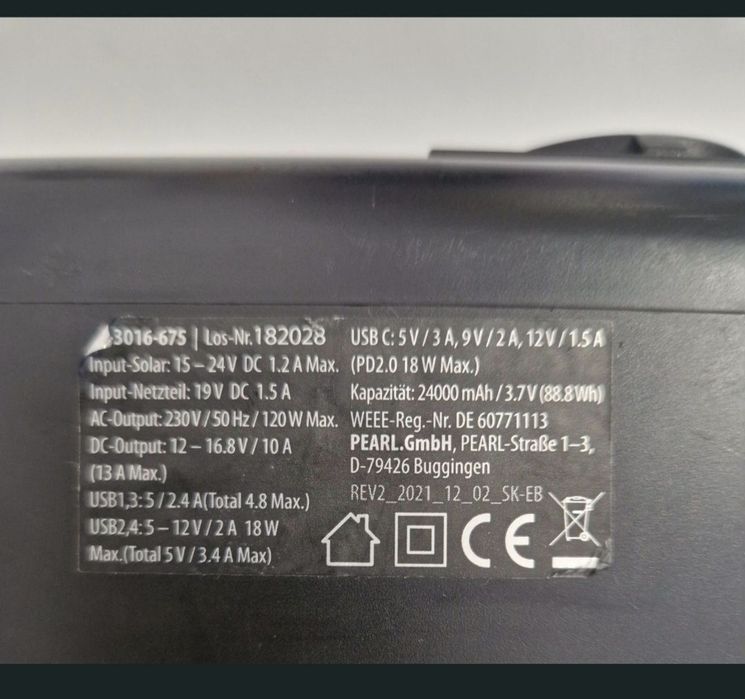 Vând powerbank ReVolt