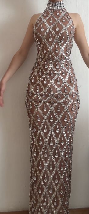 Официална дълга рокля с диаманти