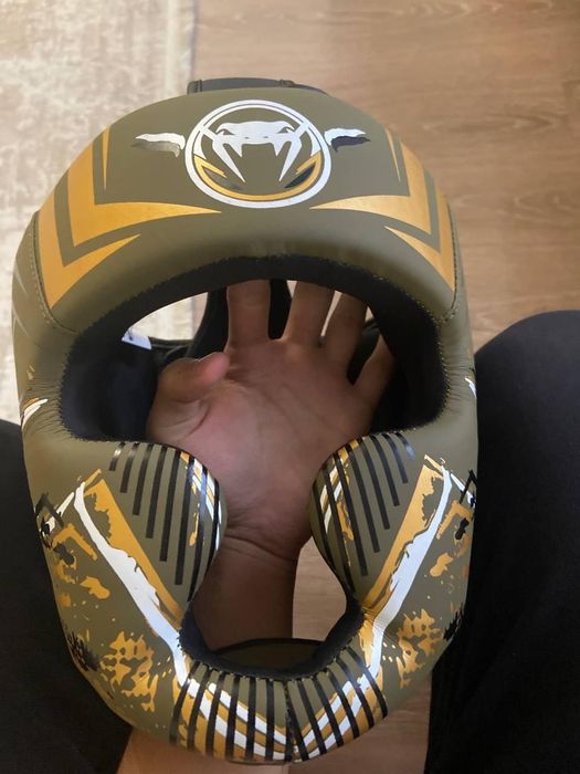 Шлем venum продам