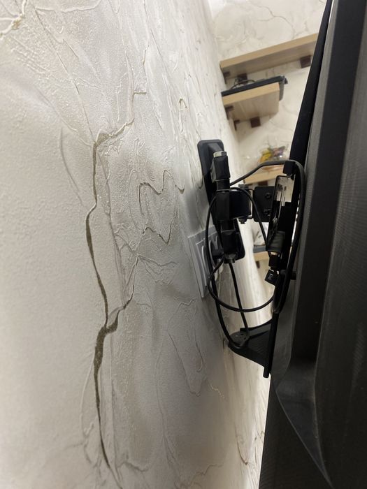 Телевизор 43 диагональ