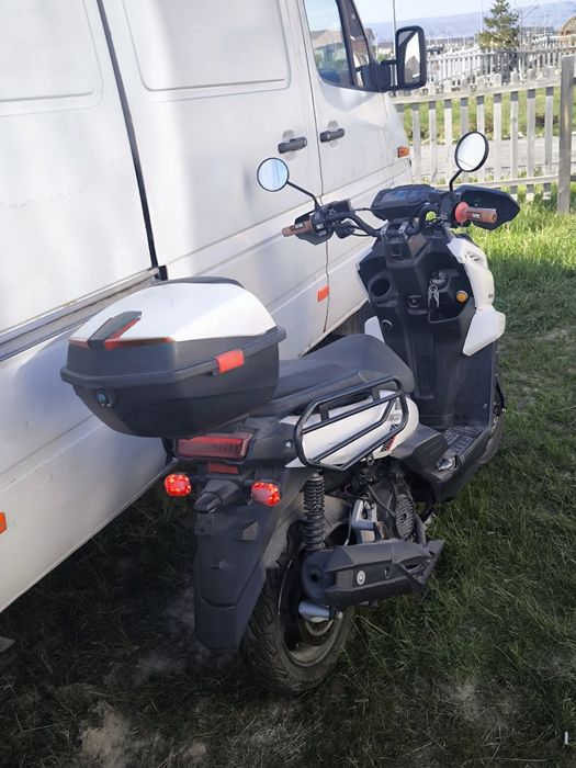 Продам скутер Танк