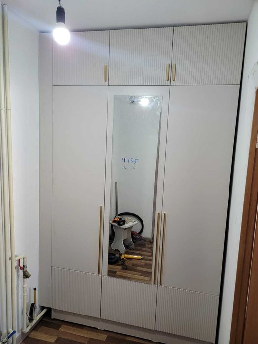 Продам шкафы новые