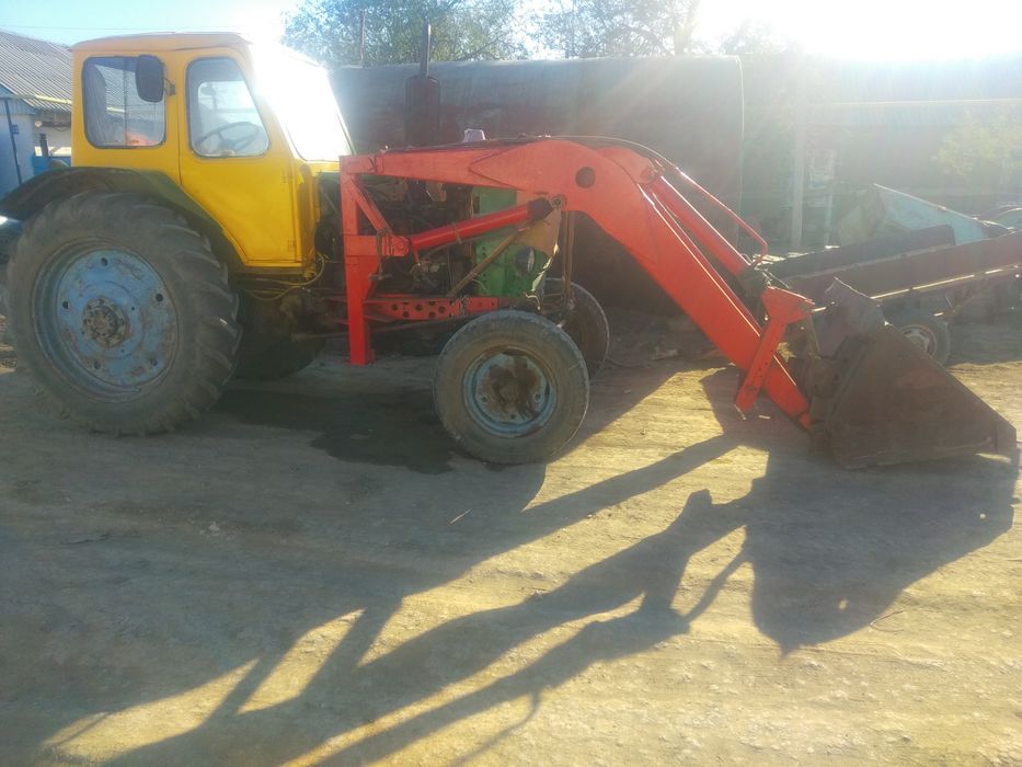 Продам трактор ЮМЗ 6.