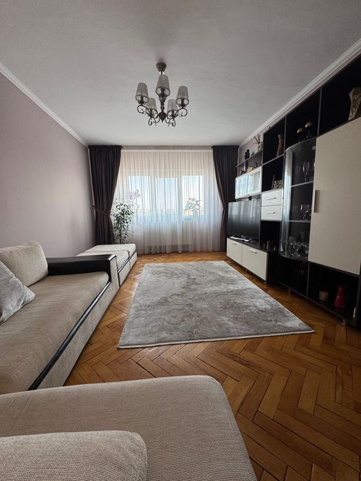 Apartament de vânzare 3 camere