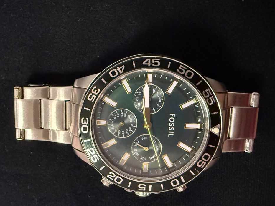 Ceas Fossil gri  .