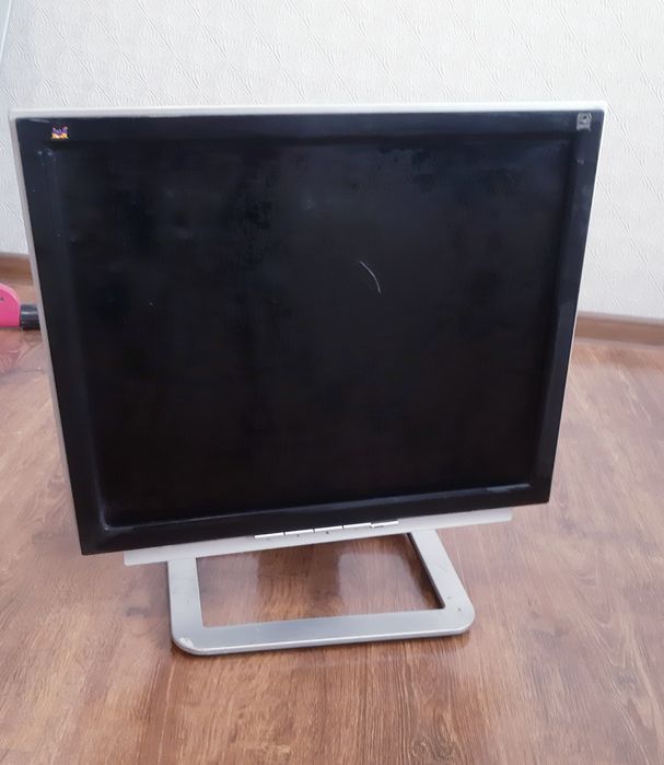 Мониторы 2 шт LG