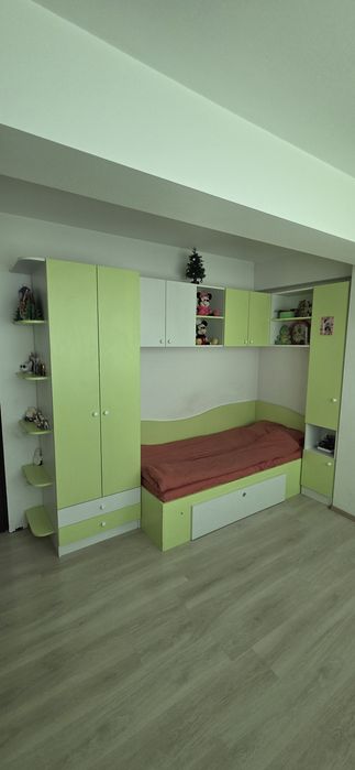 Vând mobila camera copii