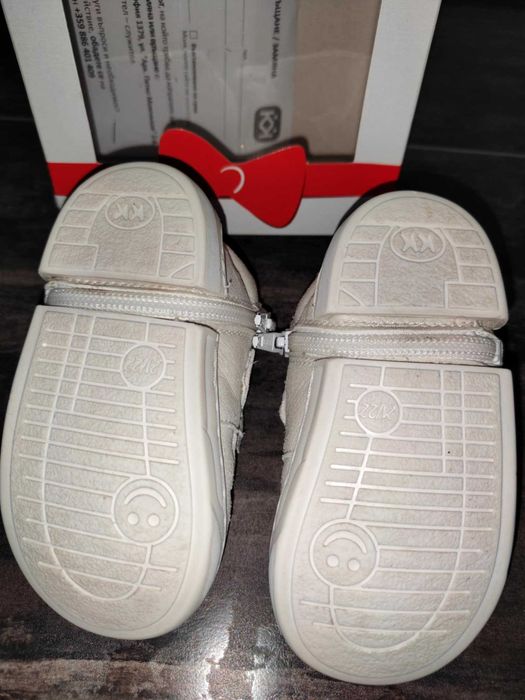 Бебешки буйки, обувки за прохождане Колев и Колев размер 22