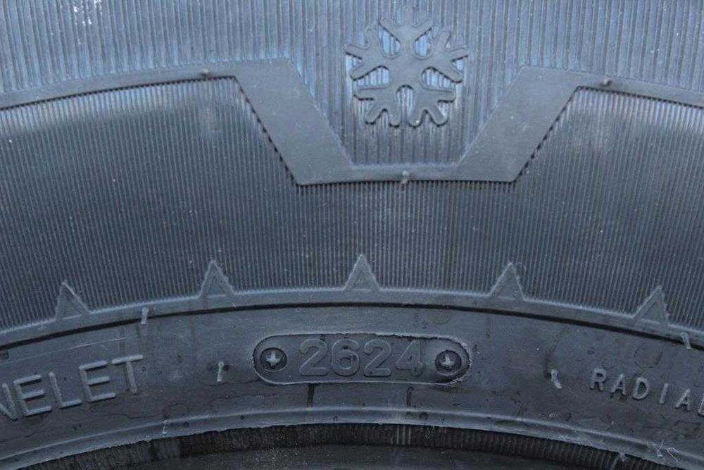 Anvelope iarna noi 225/70R15C 112/110R, 8PR, Triangle