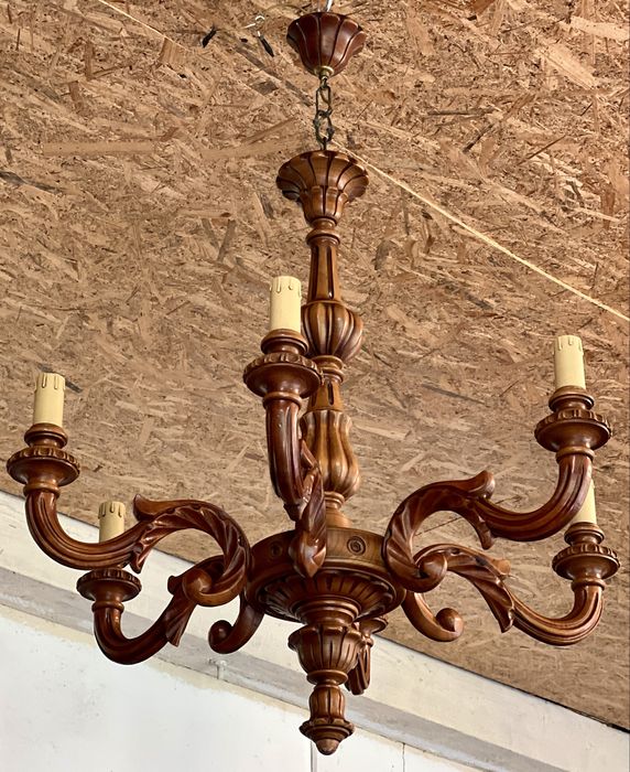 Candelabru clasic din lemn sculptat, 6 brațe