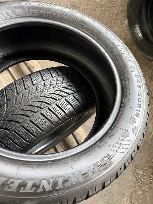 2x Anvelope Iarna 245/50 R18 runflat - Dunlop  Winter Sport 4D MOE DSS