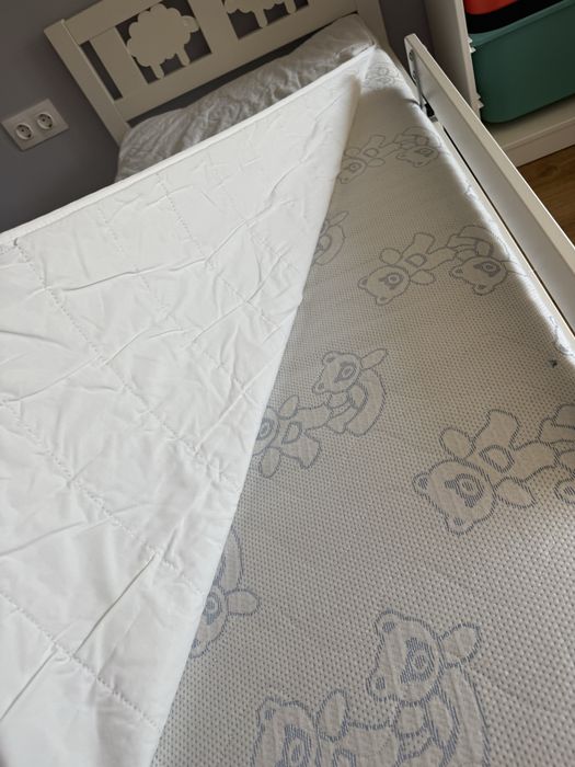 Детско легло Икея с матрак