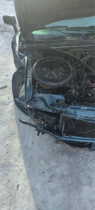 Продам Ауди 80 в аварином состояний