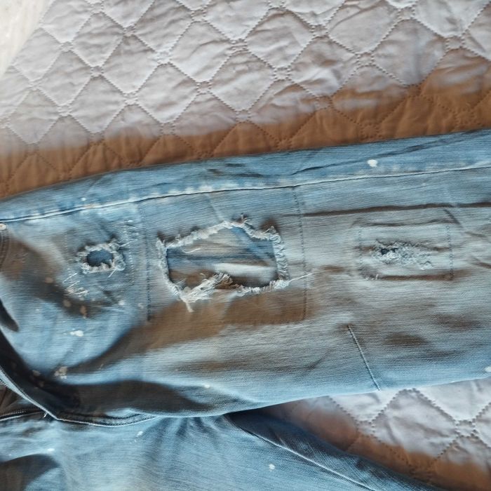 Кафяв дамски комплект и дънки- нови