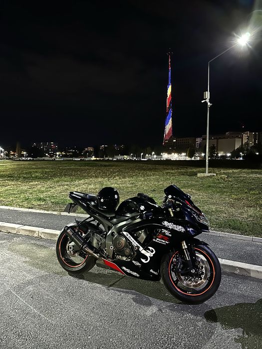 Suzuki GSXR 600 K8