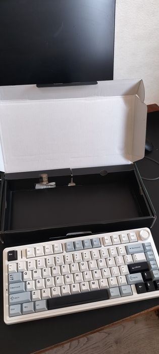 Клавиатура Aula f75 НОВАЯ