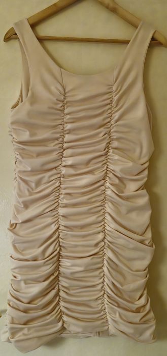 Rochie creată elastica