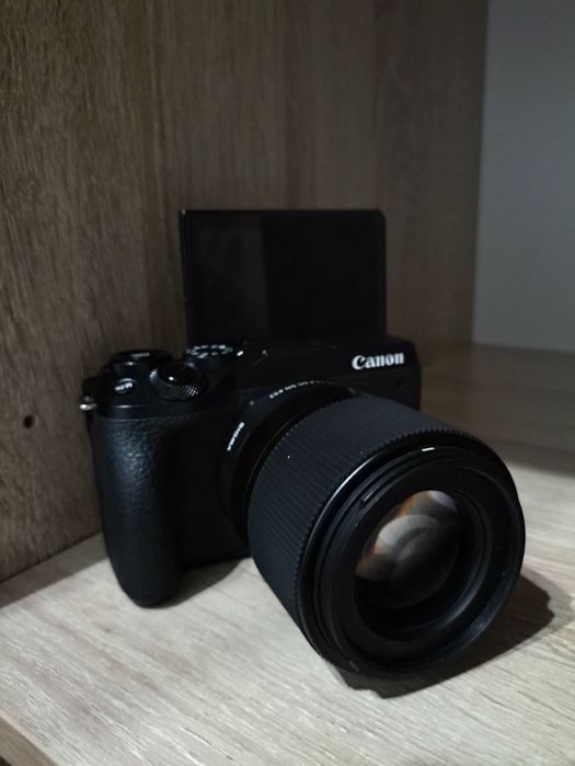 Canon EOS M6 mark 2
