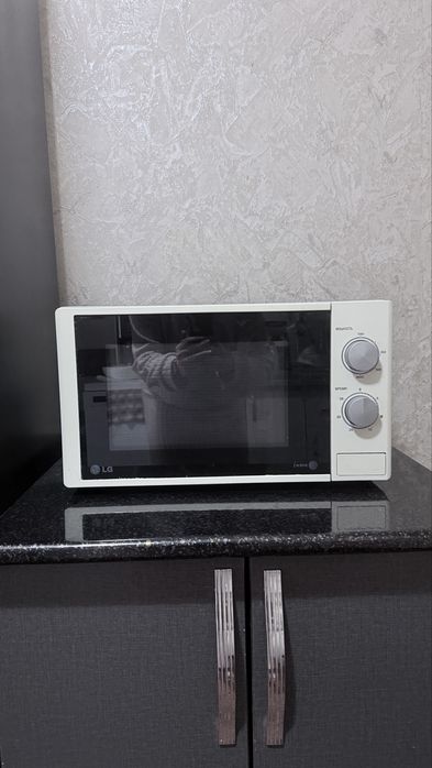 Микроволная печь LG