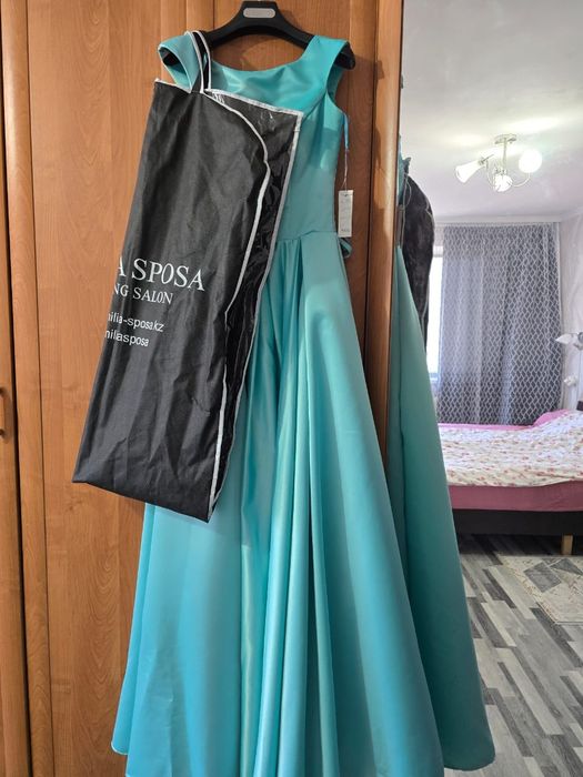 Вечернее платье бирюзовое