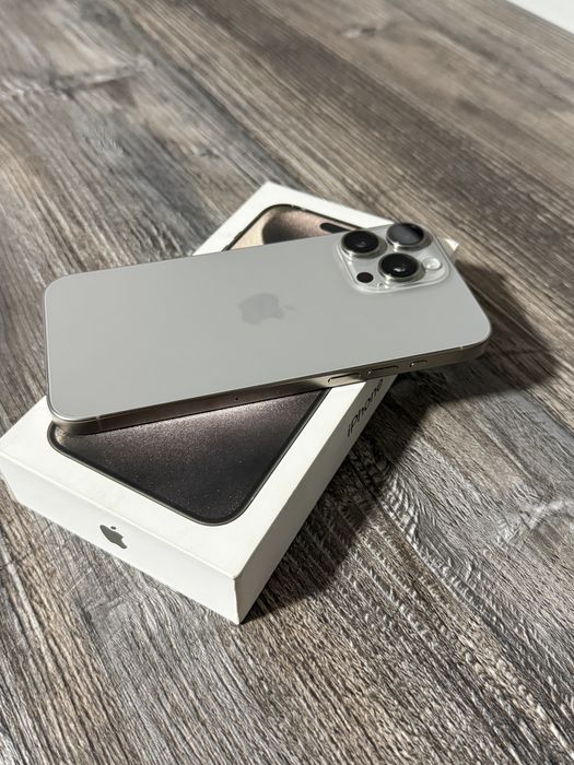 iPhone 15 Pro Max 256GB Natural Titanium