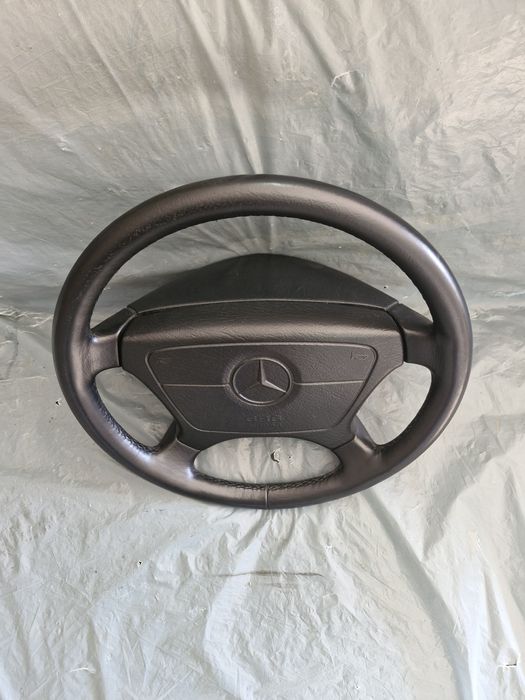 Волан за Мерцедес 124
