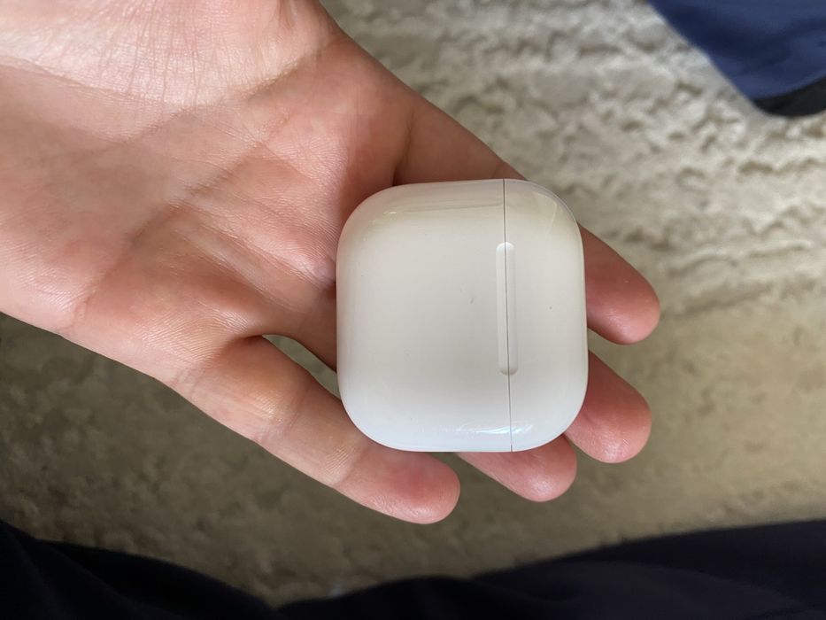Кейс от наушников airpods 4